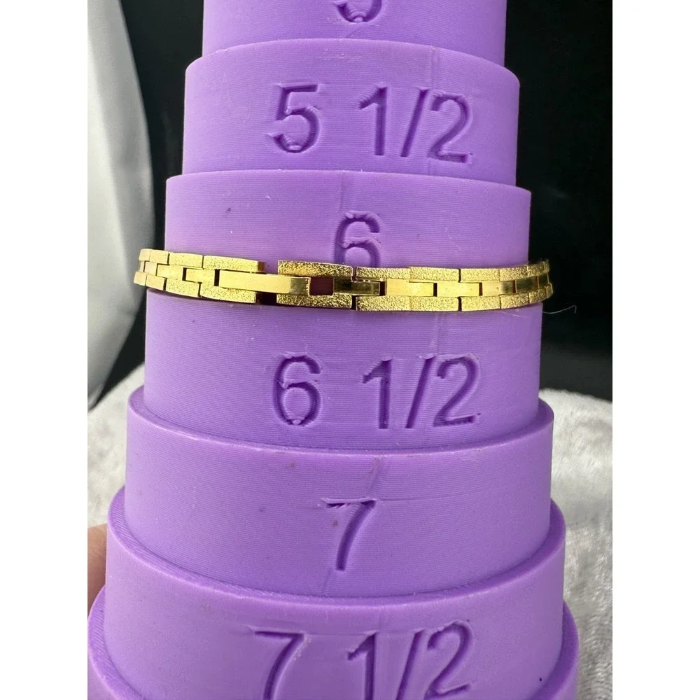 Vintage Digital Watch Woman Gold Tone 6.5